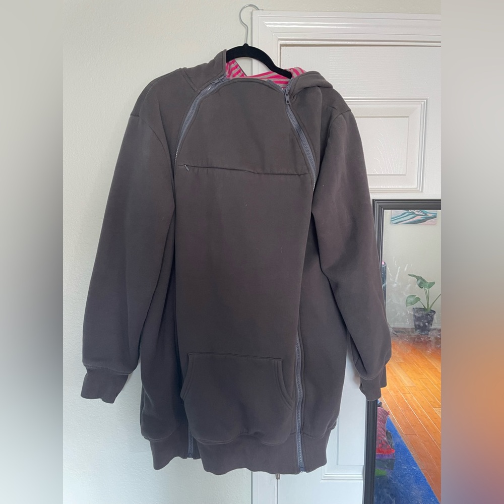 Babywearing jacket